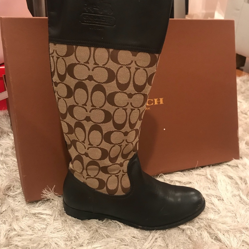Coach boot